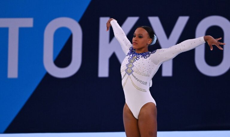 Rebeca Andrade conquista sua segunda medalha e o segundo ouro para o Brasil